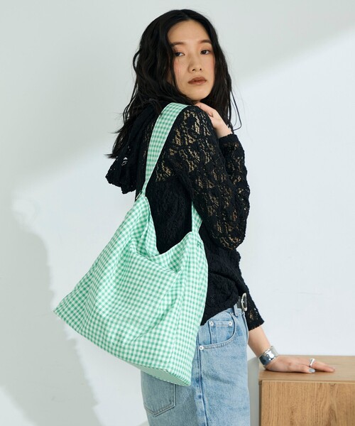 fredy emue（フレディエミュ）の「ストライプ/ギンガムワンショルバッグ（ショルダーバッグ・レディース・ブラック系その他/ブラック系その他2/ピンク系その他/ブルー系その他/グリーン系その他・FREE）」の4枚目の写真