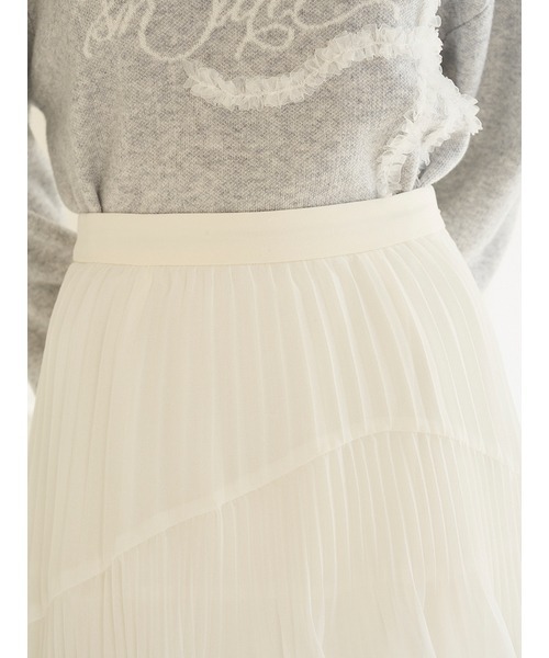 SNIDEL（スナイデル）の「Sustainableプリーツティアードスカート【SWFS261070 追加生産分】（スカート・レディース・ホワイト・0/1）」の6枚目の写真