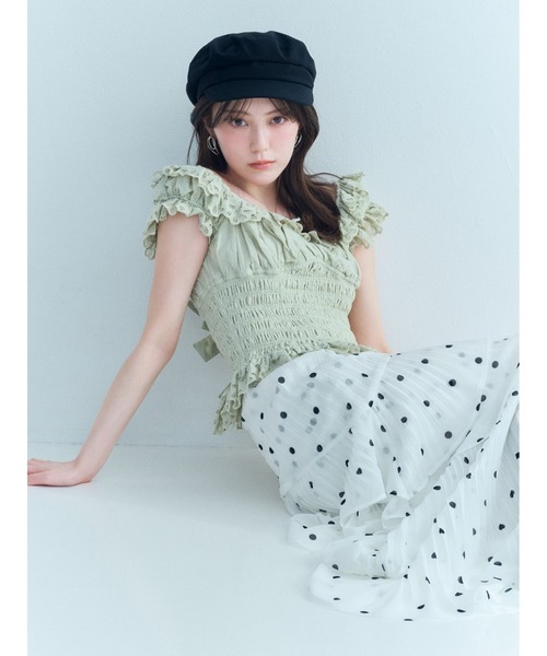 SNIDEL（スナイデル）の「Sustainableプリーツティアードスカート【SWFS261070 追加生産分】（スカート・レディース・ホワイト・0/1）」の2枚目の写真