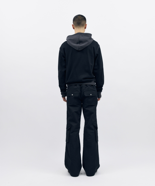 AAKAM(アーカム)の「Flare Cargo Pocket Pants (Black)(その他パンツ・レディース・その他・1/2)」の13枚目の写真