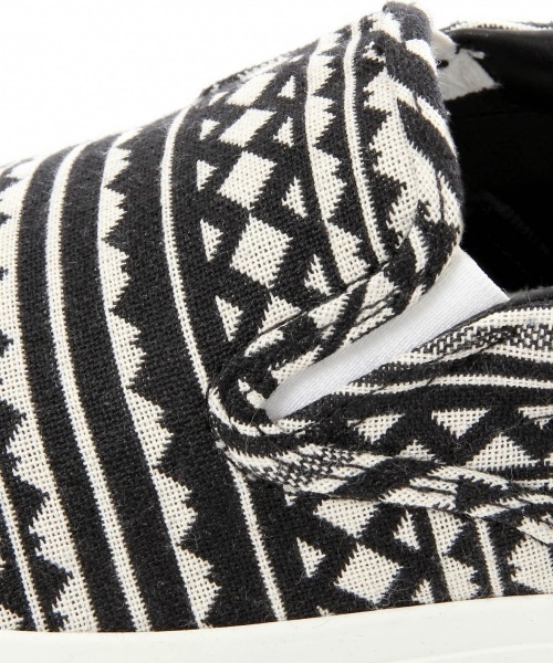 RAGEBLUE（レイジブルー）の「ネイティブ柄スリッポン/713872（スリッポン・メンズ・ブラック/ネイビー・LARGE/MEDIUM）」の8枚目の写真