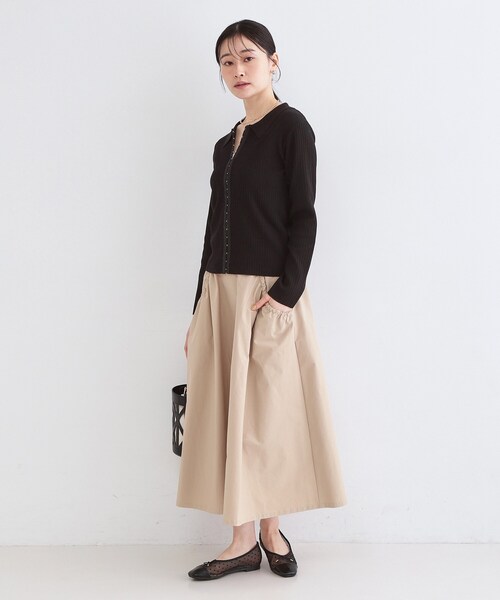 OPAQUE.CLIP(オペークドットクリップ)の「ポロ衿ホック使いリブニットカーディガン【洗濯機OK】(カーディガン/ボレロ・レディース・オフホワイト/ブルー/ブラック・00)」の10枚目の写真