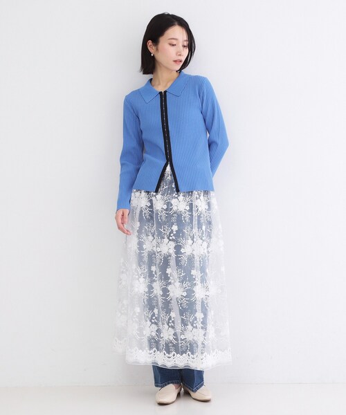 OPAQUE.CLIP(オペークドットクリップ)の「ポロ衿ホック使いリブニットカーディガン【洗濯機OK】(カーディガン/ボレロ・レディース・オフホワイト/ブルー/ブラック・00)」の13枚目の写真