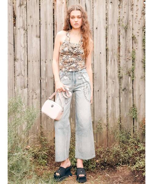 EVRIS(エヴリス)の「フェイクグラフィックワイドパンツ(デニムパンツ・レディース・インディゴブルー/ブラック/ライトブルー・SMALL/MEDIUM)」の13枚目の写真