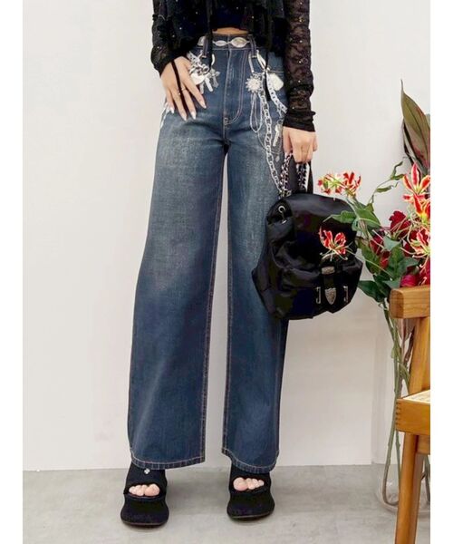 EVRIS(エヴリス)の「フェイクグラフィックワイドパンツ(デニムパンツ・レディース・インディゴブルー/ブラック/ライトブルー・SMALL/MEDIUM)」の22枚目の写真