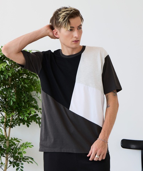 UNIIT(ユニット)の「【ZERO STAIN/ゼロステイン】汗染みの目立ちにくいTシャツ ZEROSTAIN 切り替えデザインTシャツ 防汚 UVカット 綿タッチ・厚手(Tシャツ/カットソー・メンズ・ホワイト系その他2/ブルー系その他3/ブラック系その他2/ブルー系その他/ホワイト系その他3/ホワイト系その他・X-LARGE/LARGE/MEDIUM)」の11枚目の写真