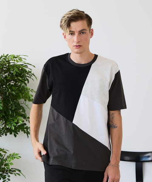 UNIIT(ユニット)の「【ZERO STAIN/ゼロステイン】汗染みの目立ちにくいTシャツ ZEROSTAIN 切り替えデザインTシャツ 防汚 UVカット 綿タッチ・厚手(Tシャツ/カットソー・メンズ・ホワイト系その他2/ブルー系その他3/ブラック系その他2/ブルー系その他/ホワイト系その他3/ホワイト系その他・X-LARGE/LARGE/MEDIUM)」の12枚目の写真