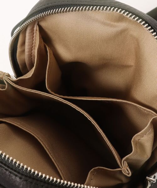 CLEDRAN（クレドラン）の「【コードチャーム付 本革】CL3969 RESI PARACORD MINI SHOULDER（ショルダーバッグ・レディース・ダークベージュ/ブルーグレー/シルバー/グレー・FREE）」の21枚目の写真