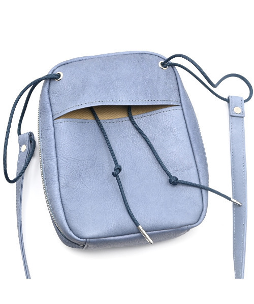 CLEDRAN（クレドラン）の「【コードチャーム付 本革】CL3969 RESI PARACORD MINI SHOULDER（ショルダーバッグ・レディース・ダークベージュ/ブルーグレー/シルバー/グレー・FREE）」の13枚目の写真