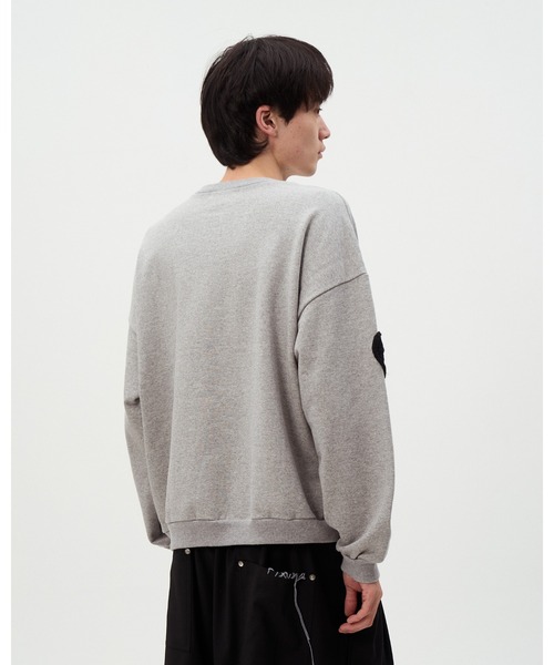 DISCOVERED（ディスカバード）の「PLAYCARD CROCHET MOTIF SWEAT（スウェット・メンズ・ブラック/グレー・SMALL/LARGE）」の4枚目の写真