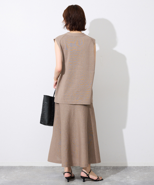 SLOBE IENA(スローブイエナ)の「《セットアップ対応可》コットンポリ ニットジレ(ベスト・レディース・ベージュ/チャコールグレー・FREE)」の16枚目の写真