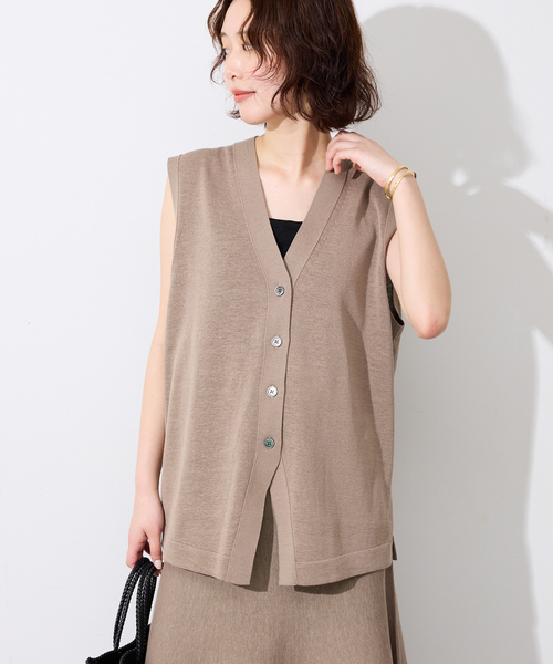 SLOBE IENA(スローブイエナ)の「《セットアップ対応可》コットンポリ ニットジレ(ベスト・レディース・ベージュ/チャコールグレー・FREE)」の19枚目の写真