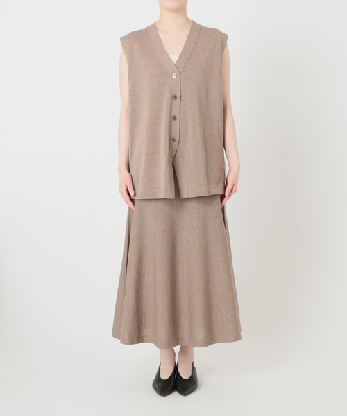 SLOBE IENA(スローブイエナ)の「《セットアップ対応可》コットンポリ ニットジレ(ベスト・レディース・ベージュ/チャコールグレー・FREE)」の20枚目の写真