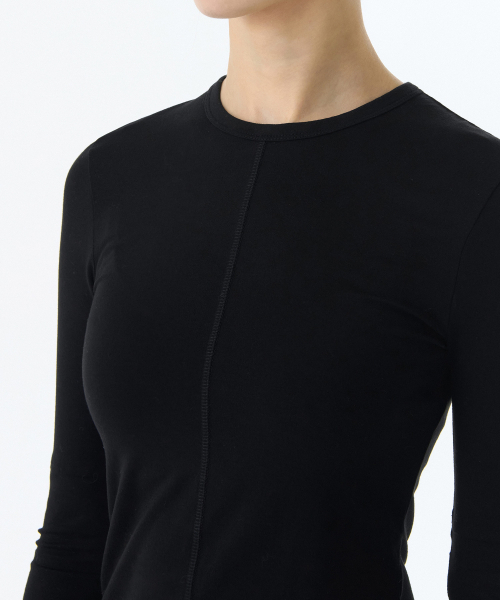 MUSINSA STANDARD WOMAN（ムシンサスタンダードウーマン）の「ウィメンズテンセルスリムエルボカットアウト長袖Tシャツ[ブラック]（Tシャツ/カットソー・レディース・その他・MEDIUM/LARGE/SMALL/X-SMALL）」の3枚目の写真