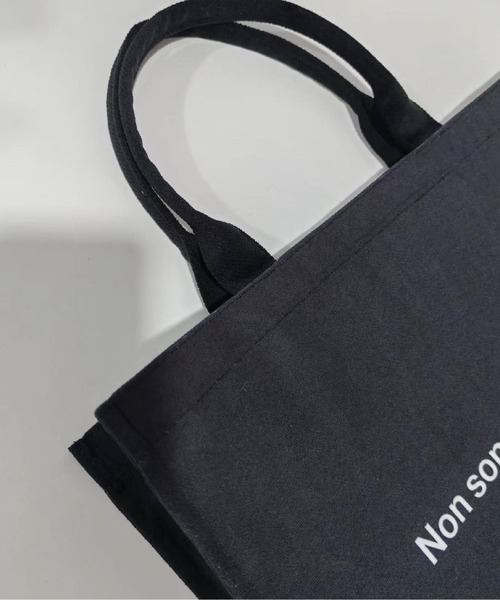 Moi Toi Soi(モワトワソワ)の「Noir Signora Medium Tote Series(トートバッグ・レディース・ブラック・ONE SIZE)」の6枚目の写真
