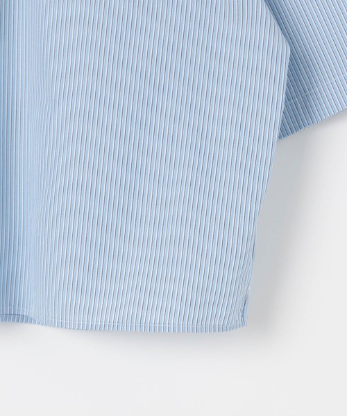 GYMPHLEX（ジムフレックス）の「【GYMPHLEX(ジムフレックス)】ショートボタンダウンシャツ BLUE（シャツ/ブラウス・レディース・ブルー・MEDIUM）」の4枚目の写真