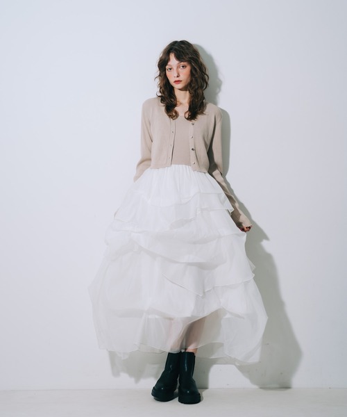 SELFIST（セルフィスト）の「【kariさんコラボ】カーディガン×ニットドッキングチュールワンピースセット　夏服　フェミニン　きれいめ　半袖　セットアップ対応（ワンピース・レディース・サックスブルー/ベージュ/ブラック/グレー・36/38）」の3枚目の写真