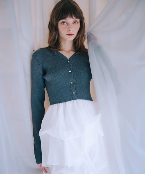 SELFIST（セルフィスト）の「【kariさんコラボ】カーディガン×ニットドッキングチュールワンピースセット　夏服　フェミニン　きれいめ　半袖　セットアップ対応（ワンピース・レディース・サックスブルー/ベージュ/ブラック/グレー・36/38）」の6枚目の写真