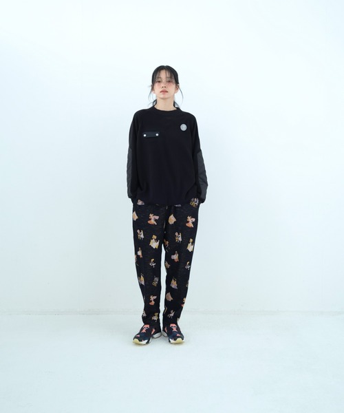 bedsidedrama（ベットサイドドラマ）の「BEDSIDEDRAMA/ベッドサイドドラマ/Quilt Patch Pulover（スウェット・レディース・グレー/ブラック・2/1）」の4枚目の写真