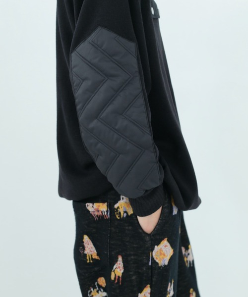 bedsidedrama（ベットサイドドラマ）の「BEDSIDEDRAMA/ベッドサイドドラマ/Quilt Patch Pulover（スウェット・レディース・グレー/ブラック・2/1）」の3枚目の写真