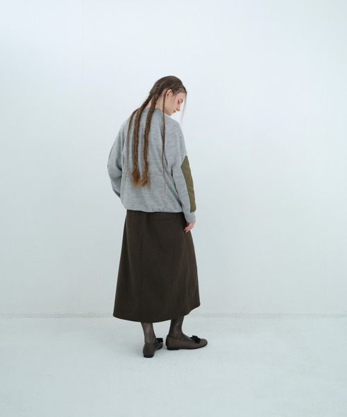 bedsidedrama（ベットサイドドラマ）の「BEDSIDEDRAMA/ベッドサイドドラマ/Quilt Patch Pulover（スウェット・レディース・グレー/ブラック・2/1）」の15枚目の写真