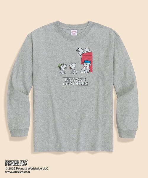 BROOKS BROTHERS(ブルックスブラザーズ)の「Brooks Brothers × PEANUTS コットン スヌーピー・ドッグハウスプリント ロングスリーブTシャツ(Tシャツ/カットソー・メンズ・グレー/ホワイト・LARGE/MEDIUM/SMALL)」の2枚目の写真