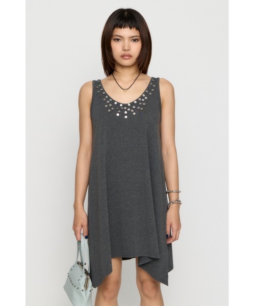 LAGUA GEM（ラグアジェム）の「SHELL BUTTON ミニワンピース（ワンピース・レディース・ブラック/チャコールグレー/ブラウン・SMALL/MEDIUM）」の14枚目の写真