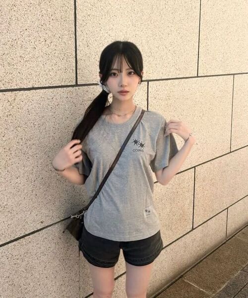 COIRIS（コイリス）の「クレヨンポニーグラフィック半袖Tシャツ（4カラー）（Tシャツ/カットソー・レディース・ライトグレー/ネイビー/ブラック/ホワイト・FREE）」の9枚目の写真