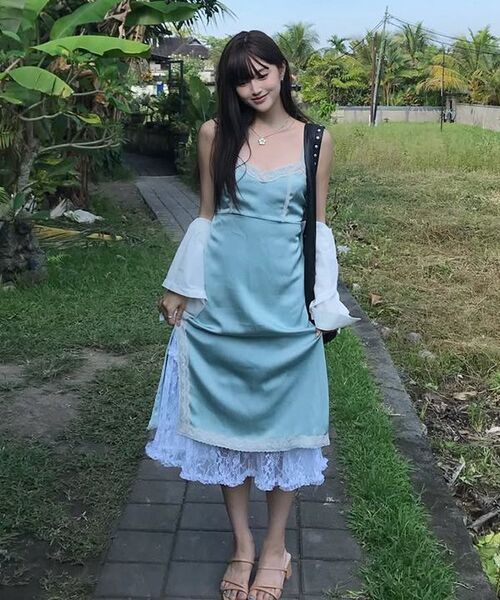SINOON(シヌーン)の「Satin Lace Ribbon Onepiece (Moss Green)(ワンピース・レディース・ライトグリーン・FREE)」の5枚目の写真