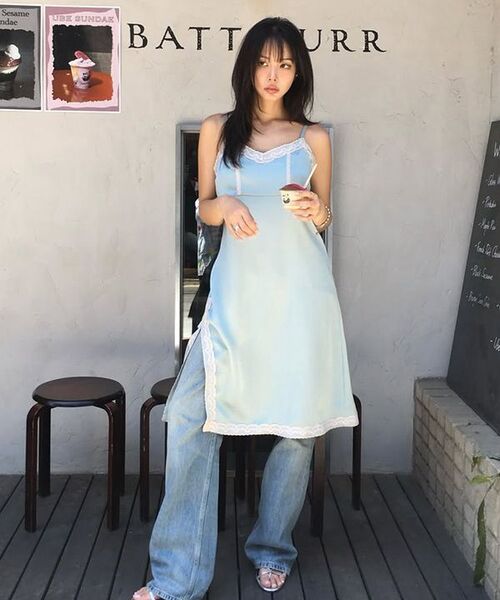 SINOON(シヌーン)の「Satin Lace Ribbon Onepiece (Moss Green)(ワンピース・レディース・ライトグリーン・FREE)」の9枚目の写真