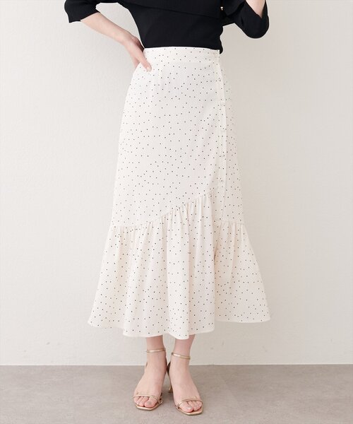 natural couture(ナチュラルクチュール)の「フロントボタンマーメイドスカート(スカート・レディース・ブラック/サックスブルー/オフホワイト/ネイビー・FREE)」の13枚目の写真