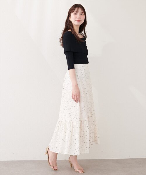 natural couture(ナチュラルクチュール)の「フロントボタンマーメイドスカート(スカート・レディース・ブラック/サックスブルー/オフホワイト/ネイビー・FREE)」の10枚目の写真