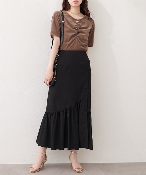 natural couture(ナチュラルクチュール)の「フロントボタンマーメイドスカート(スカート・レディース・ブラック/サックスブルー/オフホワイト/ネイビー・FREE)」の6枚目の写真