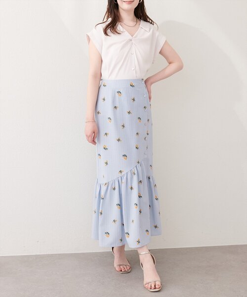 natural couture(ナチュラルクチュール)の「フロントボタンマーメイドスカート(スカート・レディース・ブラック/サックスブルー/オフホワイト/ネイビー・FREE)」の22枚目の写真