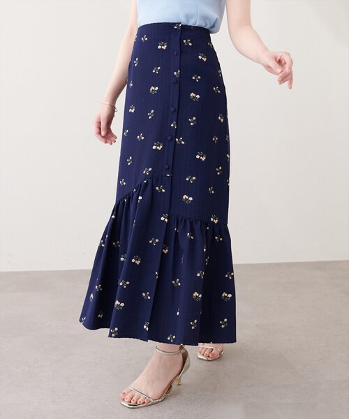 natural couture(ナチュラルクチュール)の「フロントボタンマーメイドスカート(スカート・レディース・ブラック/サックスブルー/オフホワイト/ネイビー・FREE)」の18枚目の写真