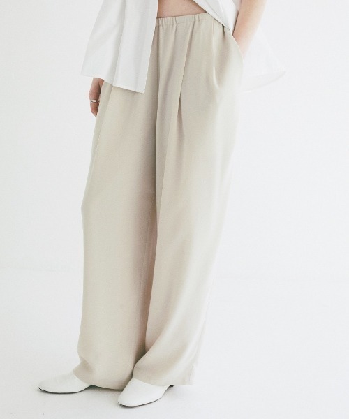 CLANE(クラネ)の「CLANE/クラネ/DRAWSTRING LOOSE TUCK PANT(その他パンツ・レディース・ブラック/アイボリー/ブラウン・1)」の5枚目の写真