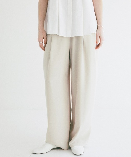 CLANE(クラネ)の「CLANE/クラネ/DRAWSTRING LOOSE TUCK PANT(その他パンツ・レディース・ブラック/アイボリー/ブラウン・1)」の6枚目の写真