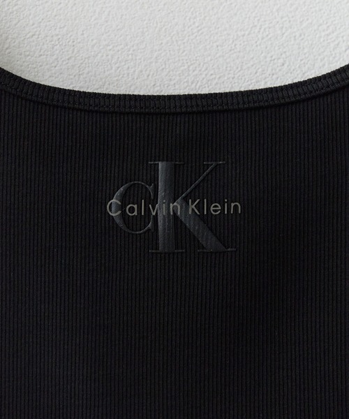 Calvin Klein（カルバン・クライン）の「Calvin Klein/ MONOGRAM SCOOP NK RIB TANK / 47A804G 夏服Calvin Klein/ MONOGRAM SCOOP NK RIB TANK / 47A804G  秋服 冬服（タンクトップ・レディース・ホワイト/ブラック・S/M/XS）」の5枚目の写真