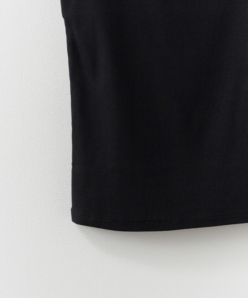 Calvin Klein（カルバン・クライン）の「Calvin Klein/ MONOGRAM SCOOP NK RIB TANK / 47A804G 夏服Calvin Klein/ MONOGRAM SCOOP NK RIB TANK / 47A804G  秋服 冬服（タンクトップ・レディース・ホワイト/ブラック・S/M/XS）」の7枚目の写真