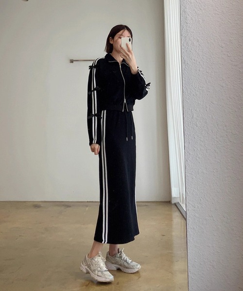 CERCA（チェルカ）の「【Bls】 【ZL】【Bling Leads】サイドライン×リボン ロングセットアップ（セットアップ・レディース・ホワイト/ブラック・FREE）」の6枚目の写真