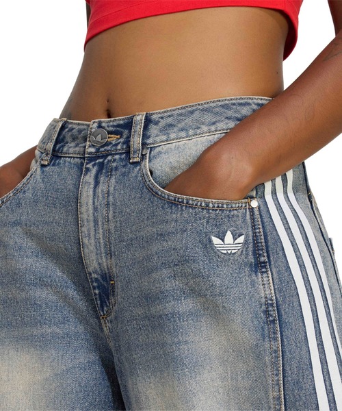adidas(アディダス)の「adidas DENIM BARREL PANTS / アディダス デニム バレル パンツ(デニムパンツ・レディース・ライトインディゴブルー・24inch/25inch/26inch/27inch)」の10枚目の写真