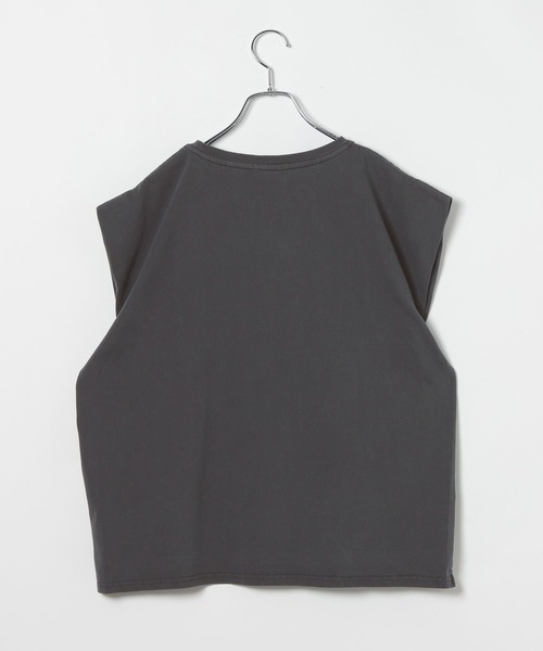 LEPSIM（レプシィム）の「フォトロゴプリントノースリーブ　778710（Tシャツ/カットソー・レディース・チャコールグレー/ベージュ/オフホワイト・FREE）」の14枚目の写真