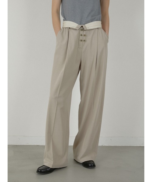LA PEAU DE GEM（ラポドゥジェム）の「【LA PEAU DE GEM】button slacks/ボタンスラックス（スラックス・レディース・ブラック/ベージュ・S/M）」の3枚目の写真