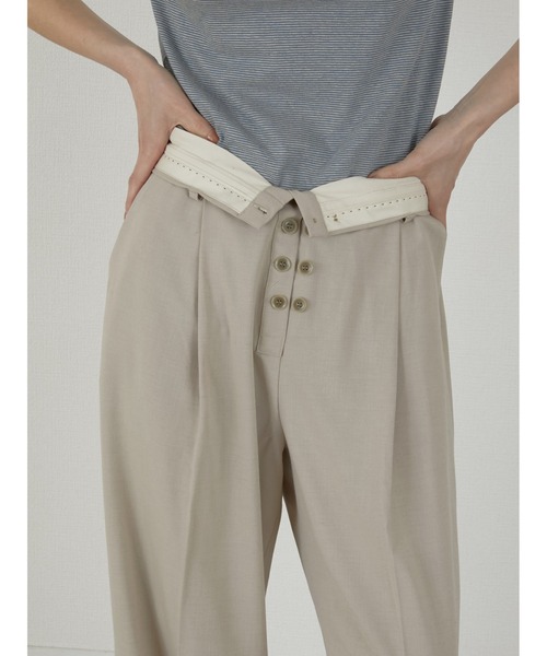 LA PEAU DE GEM（ラポドゥジェム）の「【LA PEAU DE GEM】button slacks/ボタンスラックス（スラックス・レディース・ブラック/ベージュ・S/M）」の11枚目の写真