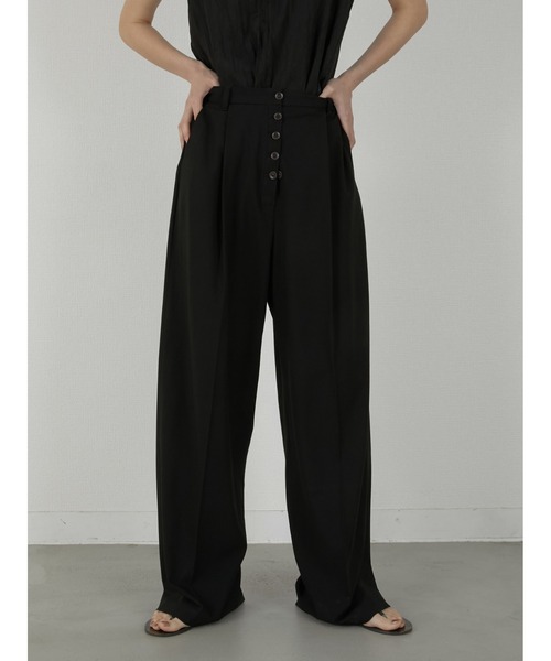 LA PEAU DE GEM（ラポドゥジェム）の「【LA PEAU DE GEM】button slacks/ボタンスラックス（スラックス・レディース・ブラック/ベージュ・S/M）」の15枚目の写真