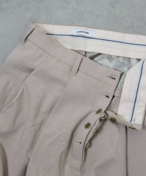 LA PEAU DE GEM（ラポドゥジェム）の「【LA PEAU DE GEM】button slacks/ボタンスラックス（スラックス・レディース・ブラック/ベージュ・S/M）」の13枚目の写真
