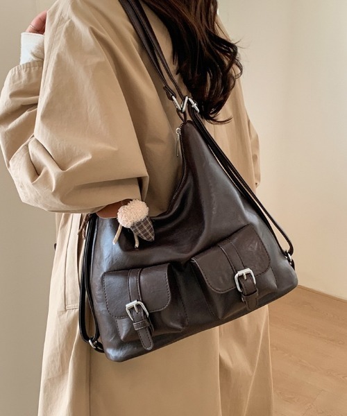 HAILY(ヘイリー)の「フロントダブルポケット3WAYショルダーバッグ/A4サイズ対応(ショルダーバッグ・レディース・ブラック/ダークブラウン・FREE)」の17枚目の写真