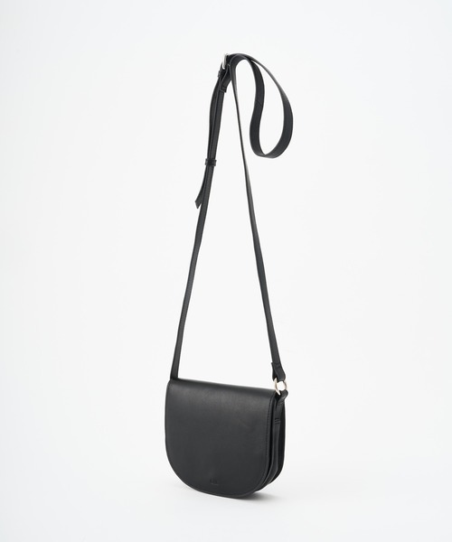 ONE.(ワンドット)の「【ONE./ワンドット】Mini Flap Shoulder Bag / 撥水レザー(ショルダーバッグ・メンズ・ブラック・FREE)」の3枚目の写真