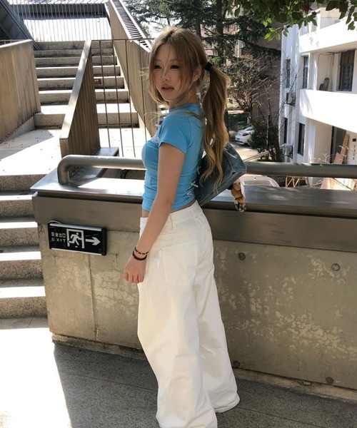 AsheKsha(アシクシャ)の「【Y2K 甘めガーリー】レースリボン数字プリントスリムショートTシャツ(Tシャツ/カットソー・レディース・ブルー・M)」の8枚目の写真