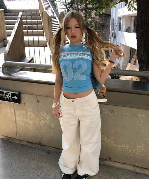 AsheKsha(アシクシャ)の「【Y2K 甘めガーリー】レースリボン数字プリントスリムショートTシャツ(Tシャツ/カットソー・レディース・ブルー・M)」の5枚目の写真